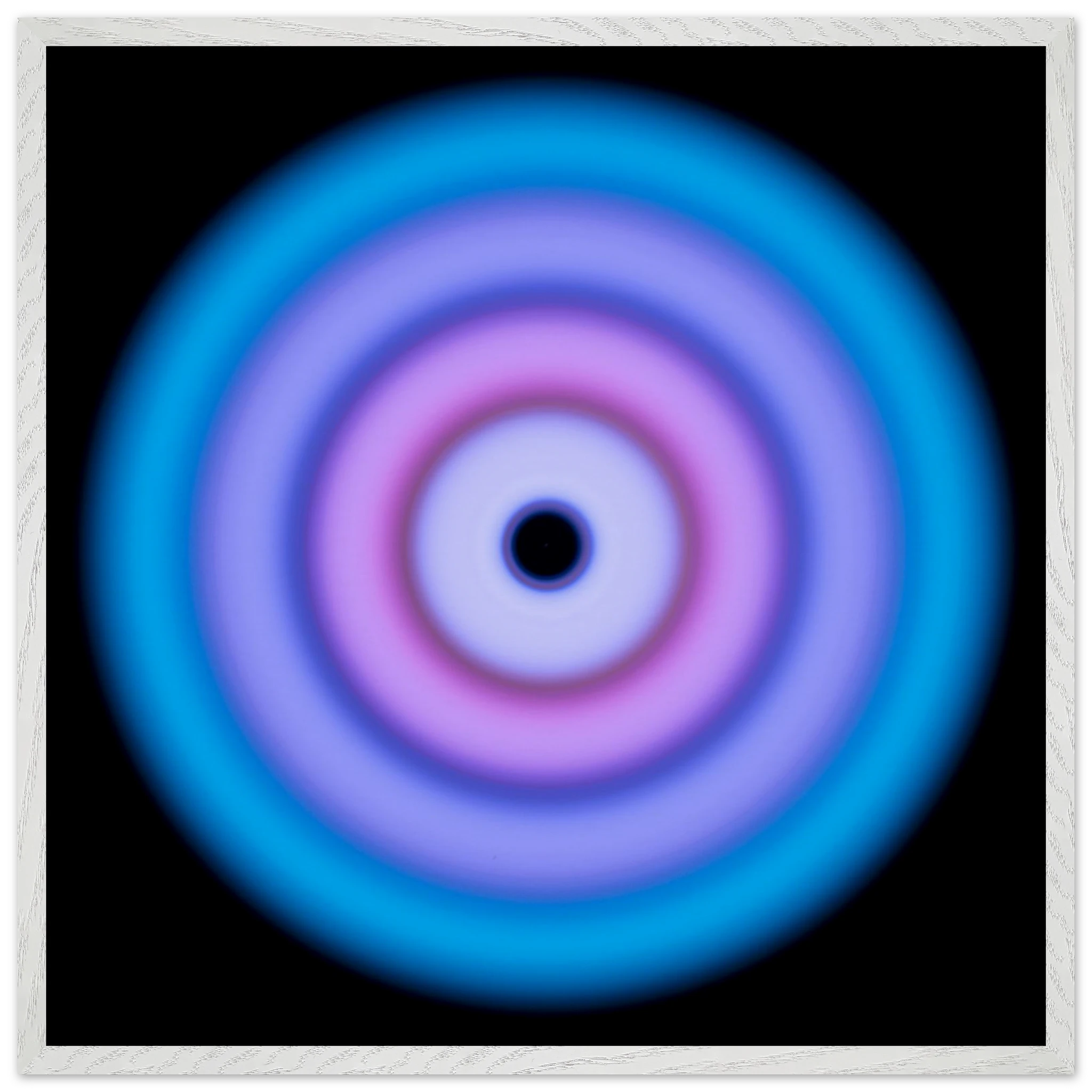 A circular aperture shape with electric blue outer ring transitioning through purple and violet to a bright pink core with a small dark center.